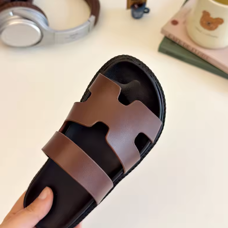 Kids Flat Shoes Slip on Child Girls Slippers Round Toes Thin Band Cross Sandals 2025