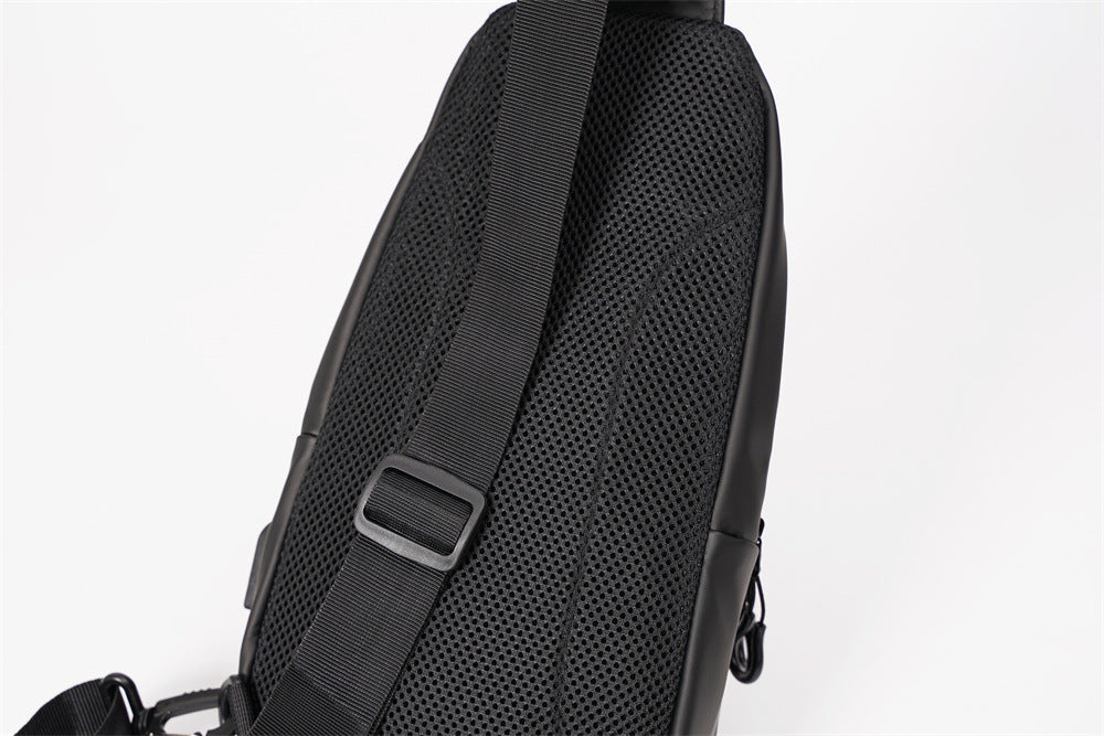 Men's Crossbody Bags Are Stylish And Simple Perfect for Daily Essentials