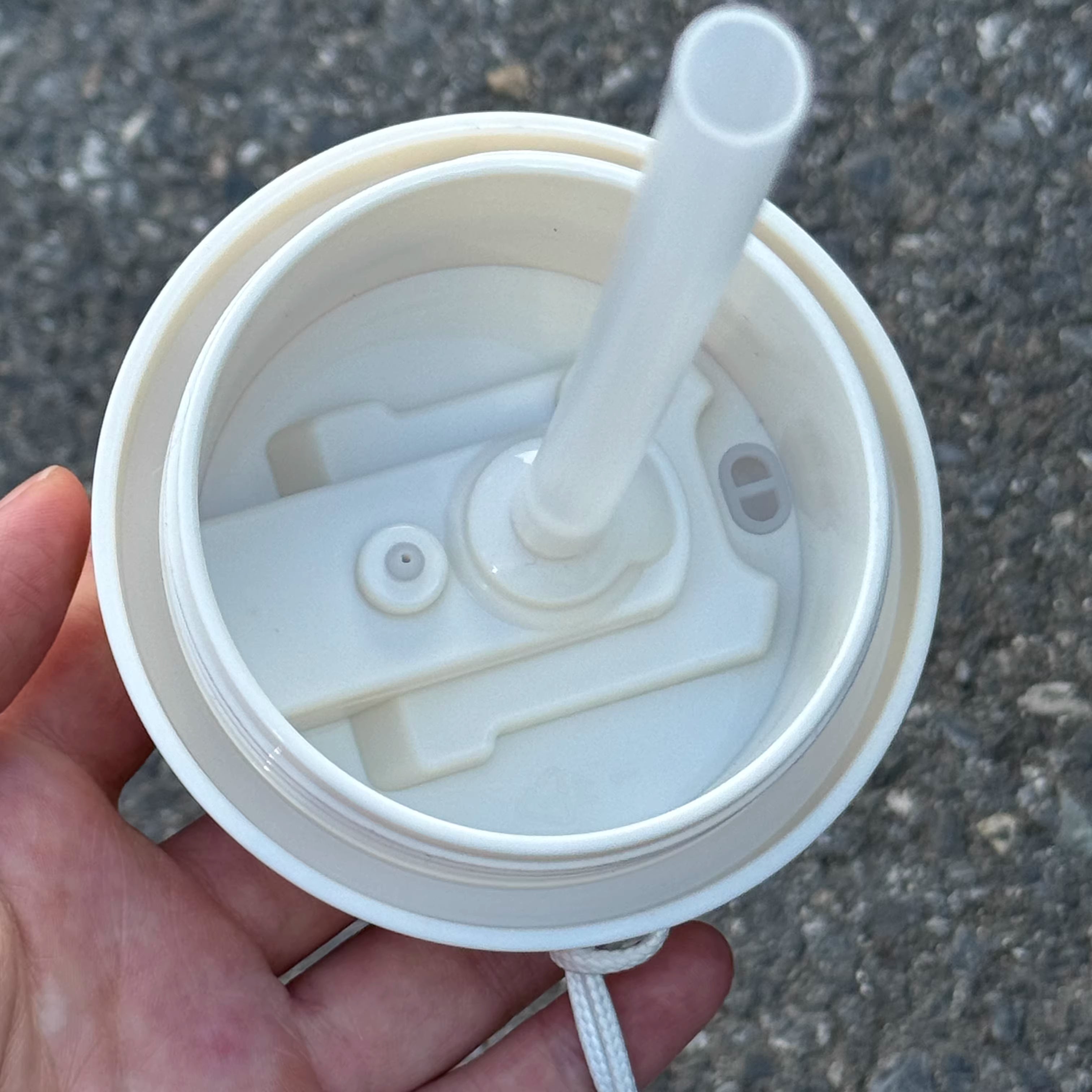 GIANXI Lily Of The Valley Design Travel Portable Leakproof Water bottle