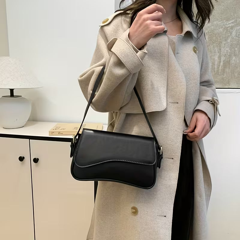 Elegant Adjustable Crossbody Mini Bag with Zipper Closure