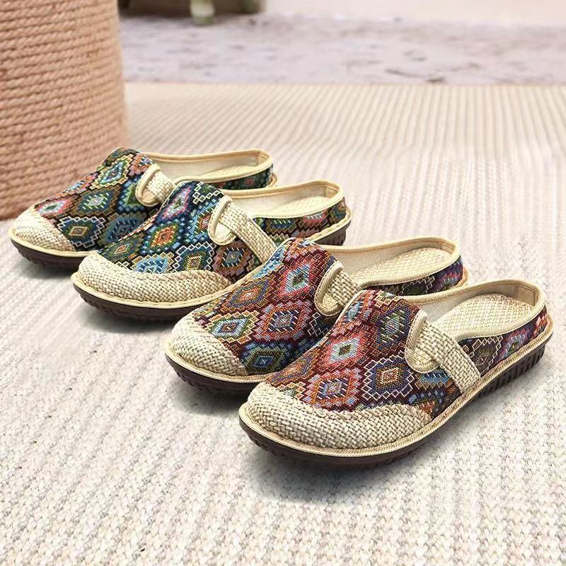 Beijing Ladies' Soft-Soled Casual Slip-On Shoes