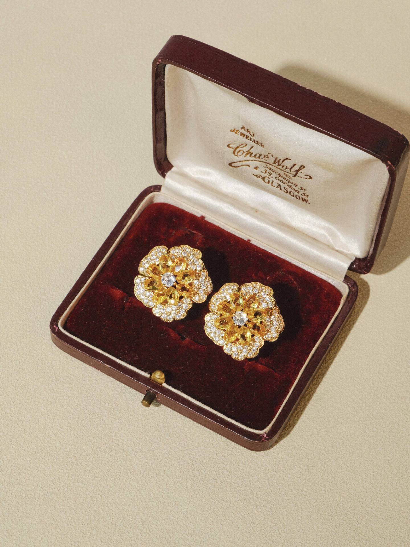 Green Field & Star Cluster – 1950s High Jewelry Turquoise and Green Stone  & Clip-on Earrings