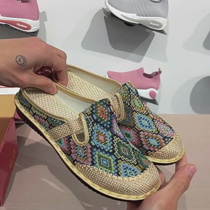 Beijing Ladies' Soft-Soled Casual Slip-On Shoes