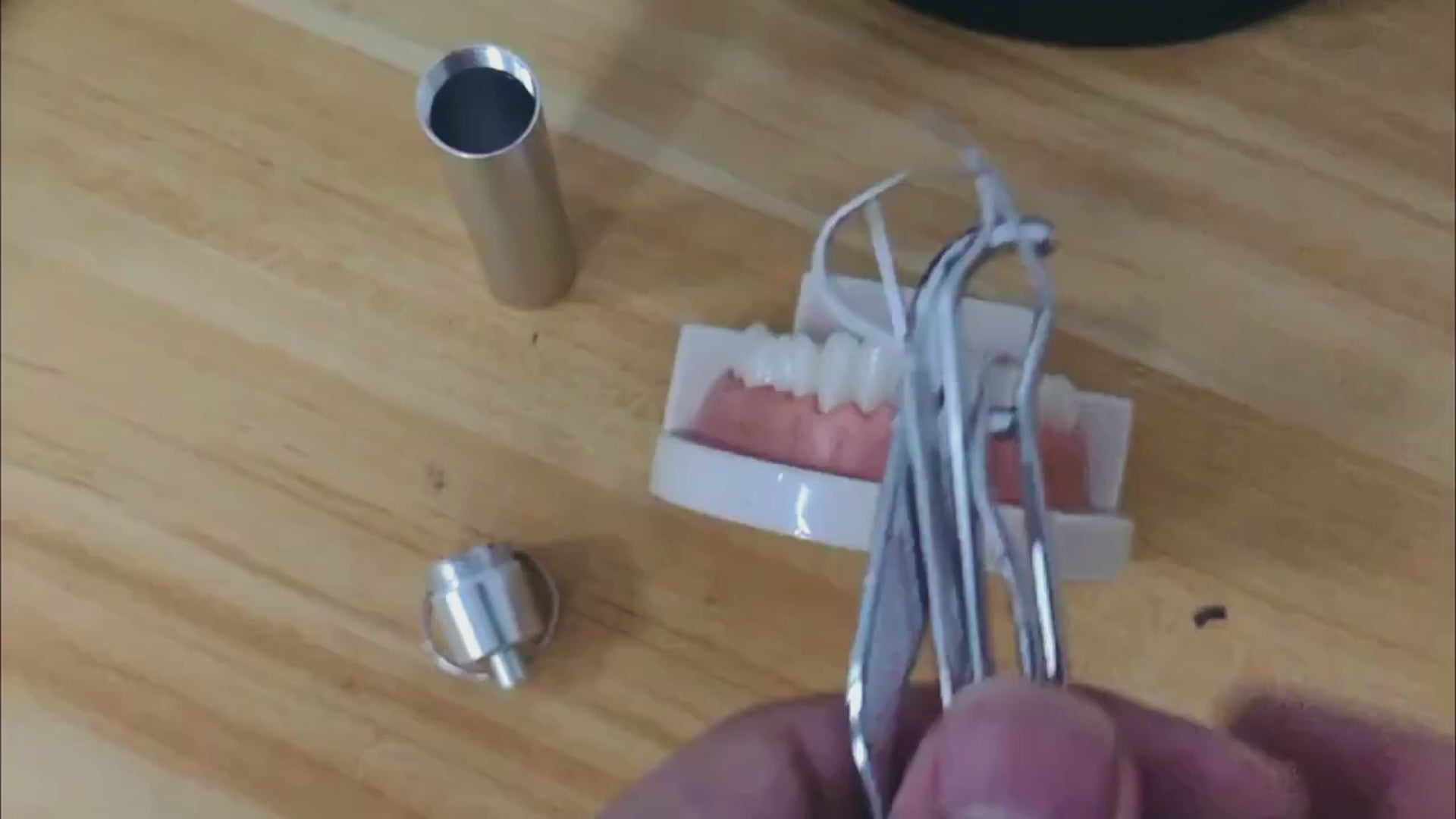 🌿✨ Stainless Steel Dental Floss Set ✨🌿 The Last Floss You’ll Ever Need!