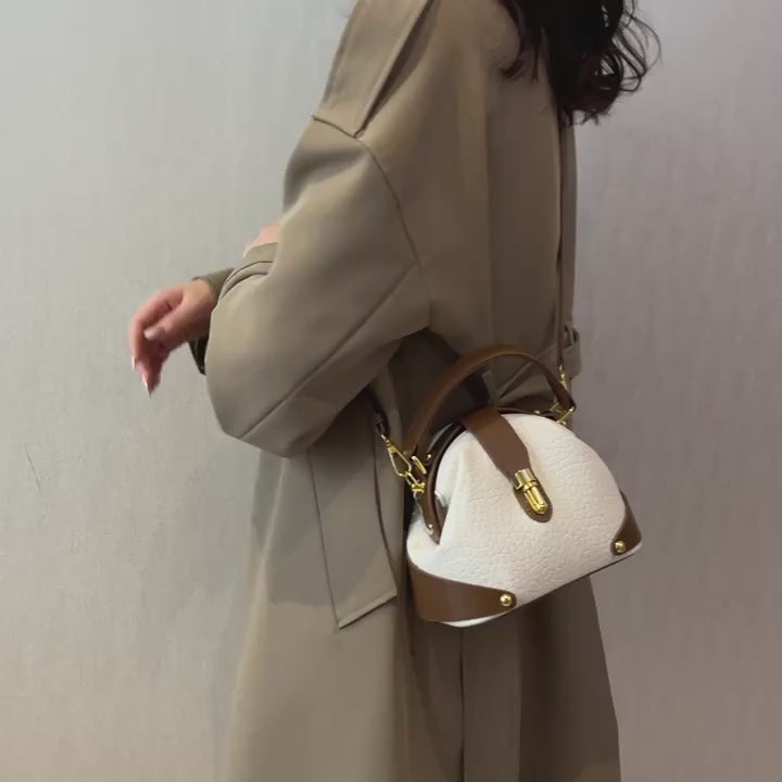 Light Luxury Color Splicing Messenger Bag High-grade Western Style Retro Handbag